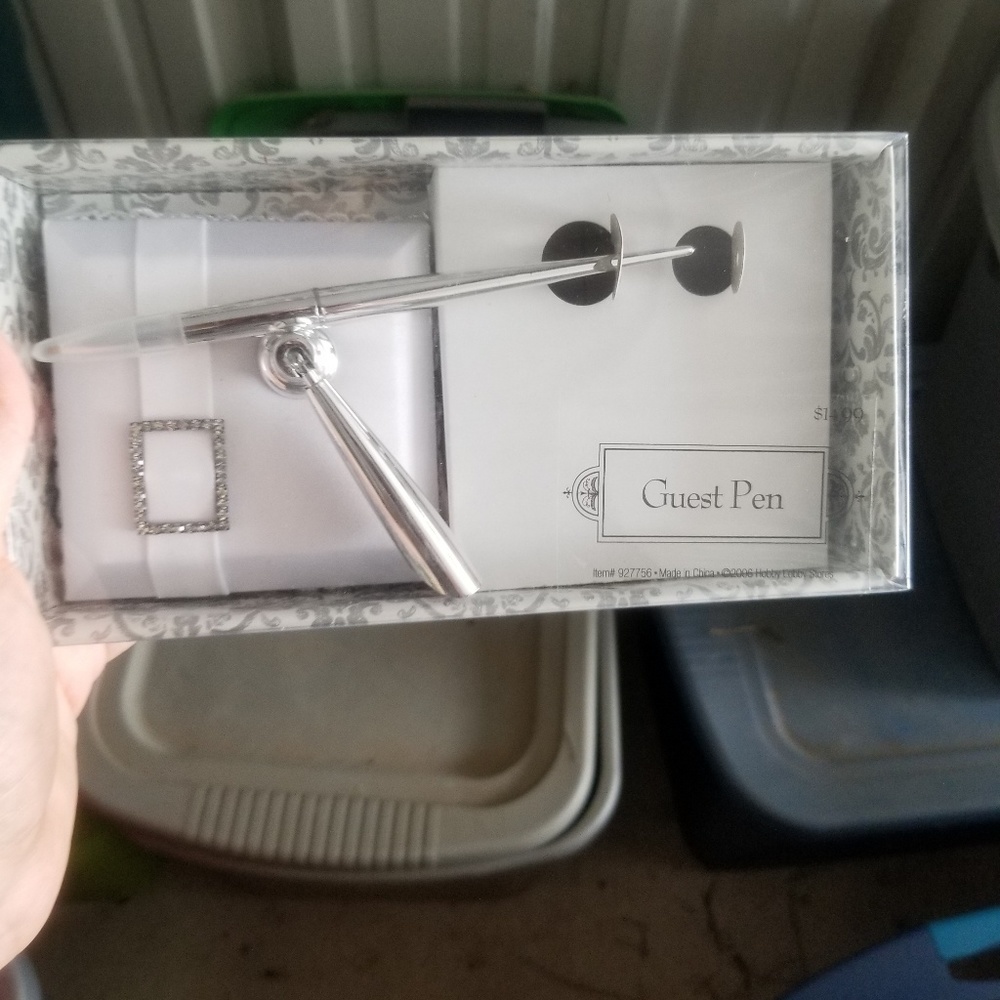 Guestbook pen